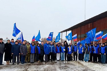 Три 20-тонника с гуманитарной помощью отправлены в зону СВО